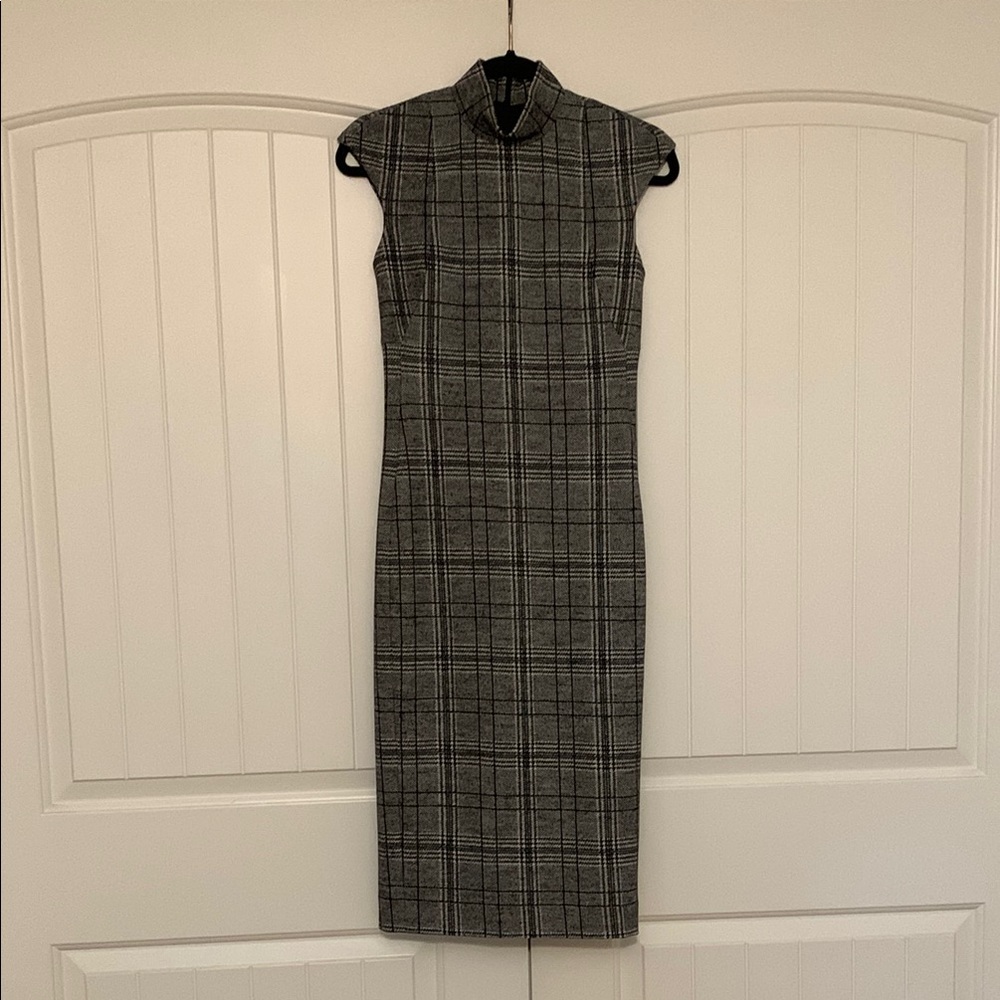 Black and White Sheath Midi Dress with Mock Neck
